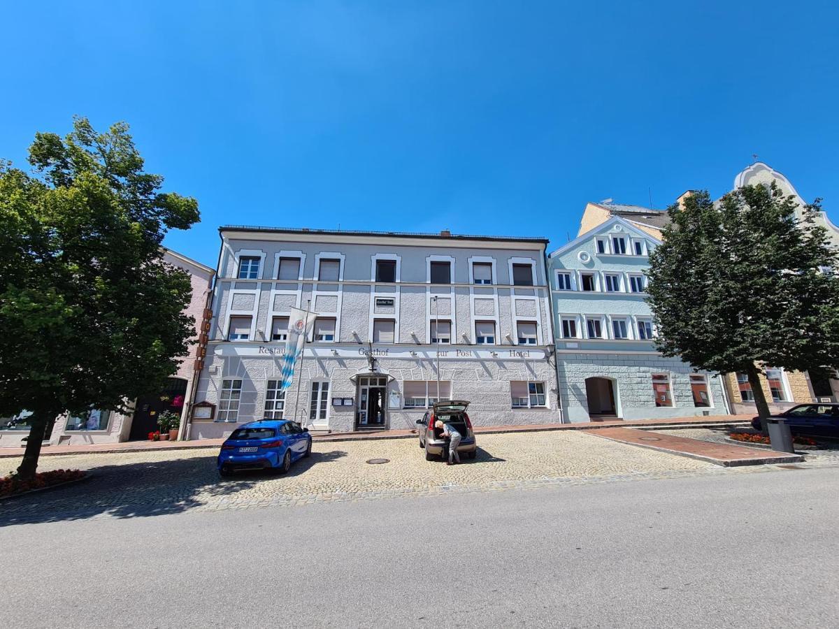 Hotel & Gasthof Zur Post Neumarkt-Sankt Veit Exteriér fotografie